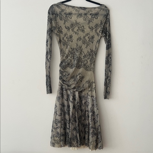 Elegant FUZZI Floral Lace Dress - Black and Gray - Picture 3 of 3